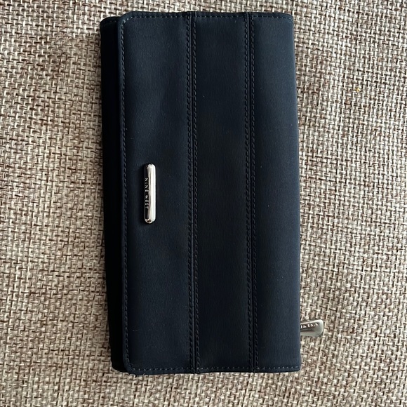 Nine West Black Wallet - Picture 2 of 8